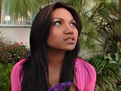 Aziatisch, Grote lul, Zwart, Pijpbeurt, Zwart, Interraciaal, Likken, Prostituee