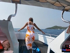 18, Amatør, Asiat, Stor røv, Pik sutte, Hårdt, Hd, Udendørs