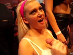 Blondýna, Brunetka, Dávení penisem, Panenka, Prstění, Skupina, Mezirasové, Lesbické