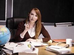 Grote mammen, Vingeren, Zoenen, Likken, Masturbatie, Roodharige vrouw, Lerarin, Tieten likken