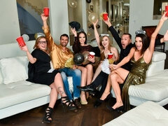 Rubia, Mamada, Estilo perrito, Cuadrupleta, Pajear, Sexo duro, Madres para coger, Tetas