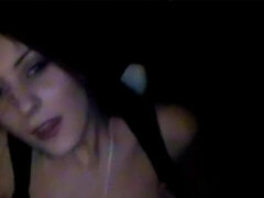 Hatalmas hátsó, Monumentális dákó, Gesztenyebarna, Gépkocsi, Kutya póz, Tetkó, Tini, Begyek