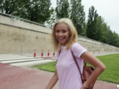 Amatør, Babe, Blond, Europeisk, Latina, Naturlige bryster, Synsvinkel, Tattovering