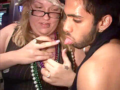 Lingerie, Offentlig, Tatovering