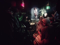 Duży tyłek, Duże cycki, Obciąganie, Hardcore, Mamuśka, Cipka, Cycki, Markowy