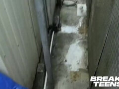 Cul, Sucer une bite, Plantureuse, Éjaculation interne, Petite femme, Public, Jarretelles, Adolescente