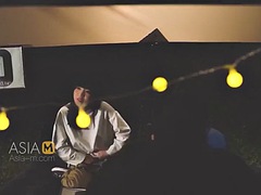 Asijské, Kotě, Kuřba, Čínské, Stříkání spermatu, Hardcore, Masturbace, Na veřejnosti