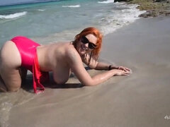 크고 아름다운 여자, 해변, 나이든, 밀프, 공개적인, 빨간 머리, 혼자, 젖가슴