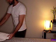Bikini, Homme nu et filles habillées, Queue, Branlette thaïlandaise, Hd, Branler, Massage, Naturelle
