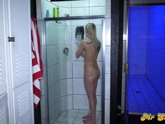 Por trás do pano, Peitos grandes, Loiroa, Boquete, Hd, Mãe gostosa, Xoxota, Tatuagem