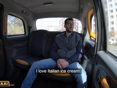 Lieveling, Pijpbeurt, Bruinharig, Rondborstig, Sperma in mond, Tsjechisch, Realiteit, Tieten likken