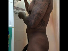 Ванна, Знаменитости, Ноги, Мастурбация, Мускулы, Тату