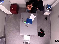 Røv, Brunette, Buttet, Hd, Politi, Sutte, Teenager, Brystknepning