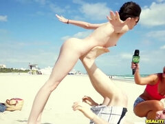 Pauzão, Peitos grandes, Boquete, Engraçadinhoa, Hardcore, Dinheiro, Pornstars, Realidade