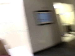 Grosser arsch, Grosser schwanz, Schwanz, Handjob, Mutti, Pov, Student, Uniform