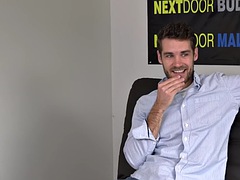 Stříkání spermatu, Gay, Vlasaté, Masturbace, Sólo, Tetování