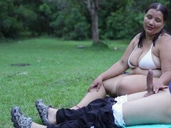 Grote kont, Huisgemaakt, Gigantische lul, Indisch, Rijpe lesbienne, Moeder, Buiten, Tiener