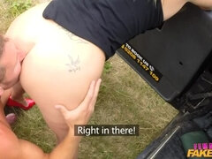 Auto, Pár, Creampie, Ženský, Honění, Výprask, Venku, Různé pohledy