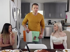 アジア人, お尻, デカ尻, 黒人, フェラチオ, 中出し, Hd, 姉妹