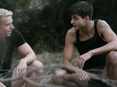 18 ans, Grosse bite, Tir de sperme, Homosexuelle, Branlette thaïlandaise, Hd, Réalité, Adolescente