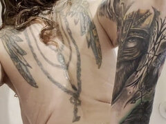 Amateur, Femelle, Masturbation, Mature, Seins flasques, Douche, Solo, Tatouage