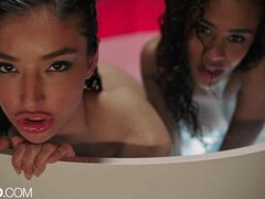 Kyssing, Slikking, Sexy undertøy, Naturlige bryster, Fitte, Barbert, Tenåring, Pupper