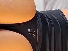 Gros cul, Gros seins, Femelle, Fille latino, Masturbation, Culottes ou slips, Pov, Vibromasseur