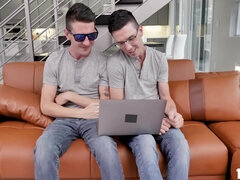 Soverom, Store pupper, Kukk suging, Barmfager, Moden, Milf, Fitte, Pupper