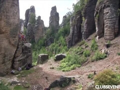 Blondynka, Brunetka, Klub, Europejski, Lesbijka, Na wolnym powietrzu, Publiczny, Nastolatki