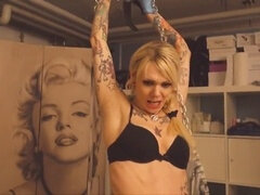 アナル, 緊縛, 医者, フェムドム, フィストファック, タトゥー