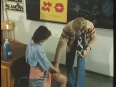 Sucer une bite, Queue, 2 femmes 1 homme, Partouze, Poilue, Mature, Orgie, Rétro ancien