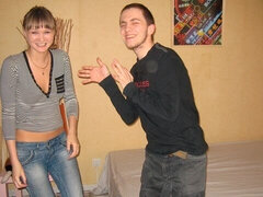 Amatoriale, Pompino, Brunetta, Da dietro, Tette naturali, Mutandine, Ragazza, Tette