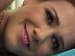 Anal, Dype svelg, Gaping, Naturlige bryster, Pupper