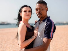 Blonde, En levrette, 2 femmes 1 homme, Branlette thaïlandaise, Rasée, Adolescente, Plan cul à trois, Nénés