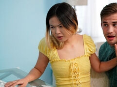 아시안, 흑갈색 머리, 입에 사정, 핸드잡, 대단히, 스커트, 청소년, 젖가슴