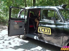 Amaterji, Črnke, Britanke, Rjavolaska, Zunanji izliv, Dekle drka tiča, Medrasni seks, Zunaj