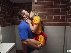 Cul, Salle de bains, Sucer une bite, Hard, Chatte, Nénés, Mouillée