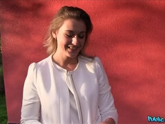 Amatør, Kukk suging, Bil, Bakfra, Utendørs, Synsvinkel, Offentlig, Svelge