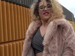 Amatør, Blondine, Pik sutte, Naturlige bryster, Udendørs, Piercing, Fisse, Spansk