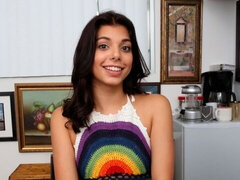 Stor stjärt, Stor kuk, Avsugning, Brunett, Doggystyle, Latina, Tonåring, Tuttar