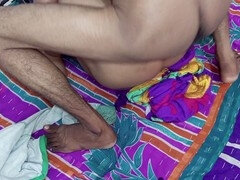 Tempting Indian bhabhi Desi Saara seduces electrician during repair for anal and vaginal sex in Hindi