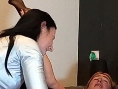 Anális szex, Kötözés – fegyelmezés, Kötözés, Műcerka, Domina szerep, Német, Rab, Harisnya