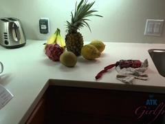 Amateur, Anal, Gros cul, Brunette brune, Éjaculation interne, Branlette thaïlandaise, Petite amie, Pov