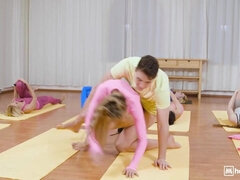 Stora tuttar, Bystig, Hardcore, Latina, Naturliga tuttar, Liten och nätt, Porrstjärnor, Offentlig