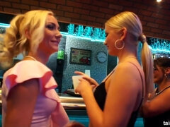 Μωρό, Τρελός, Ερωτικός, Ομάδα, Μαλακία, Σκληρό, Δημόσιο, Βυζιά