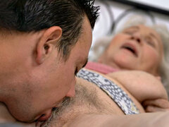 Gros cul, Pénétrer avec le poing, Mamie, Poilue, Hd, Mature, Solo, Adolescente