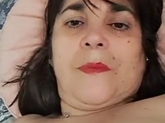 Amateur, Femme couguar, Poilue, Mature, Mère que j'aimerais baiser, Pov, Webcam, Épouse