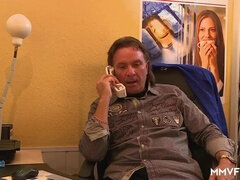 Brunetka, Hlboký orál, Honění, Hardcore, Spodná bielizeň, Nylonové, Študent