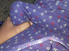 Ινδιάνος, Αυνανισμός, Πρώτου προσώπου, Μόνος