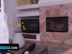 Avsugning, Brunett, Creampie, Snopp, Kkm, Hardcore, Naturliga tuttar, Trekant